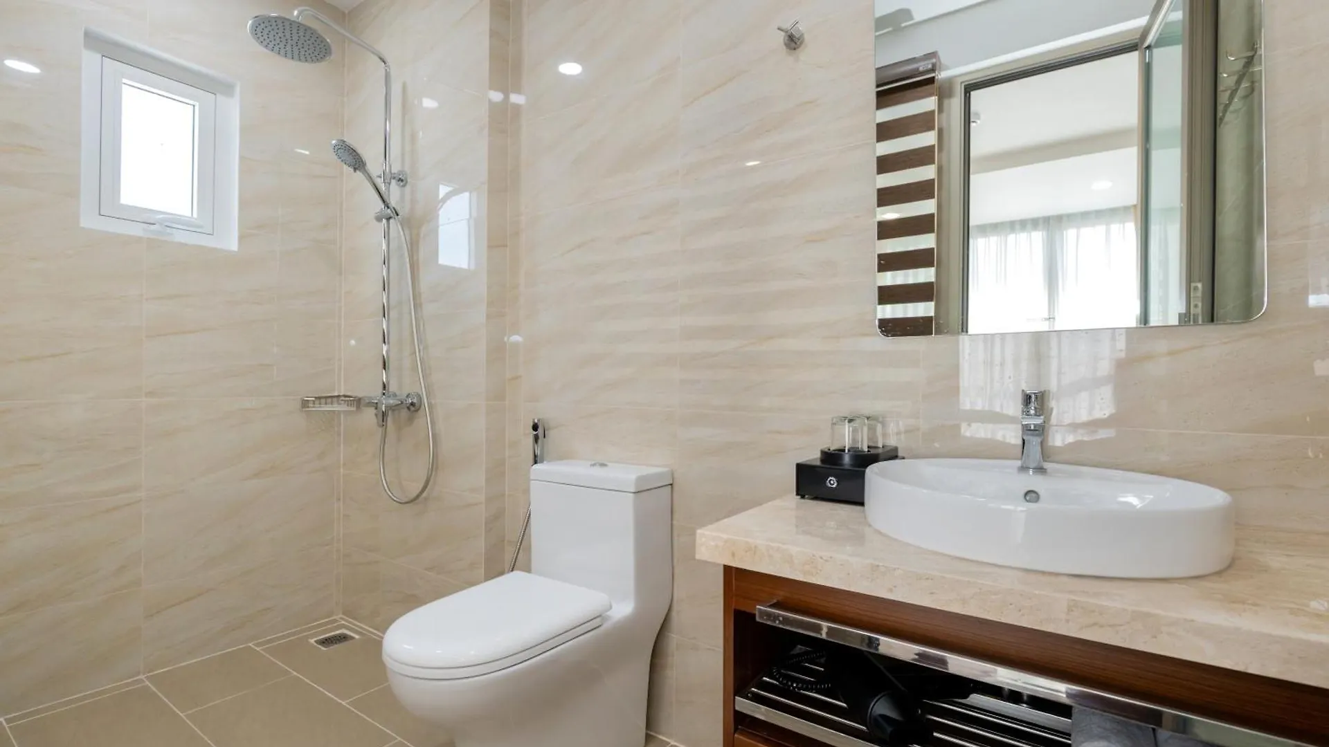 Yen Luxury Hotel Vũng Tàu 3*,  Vietnam